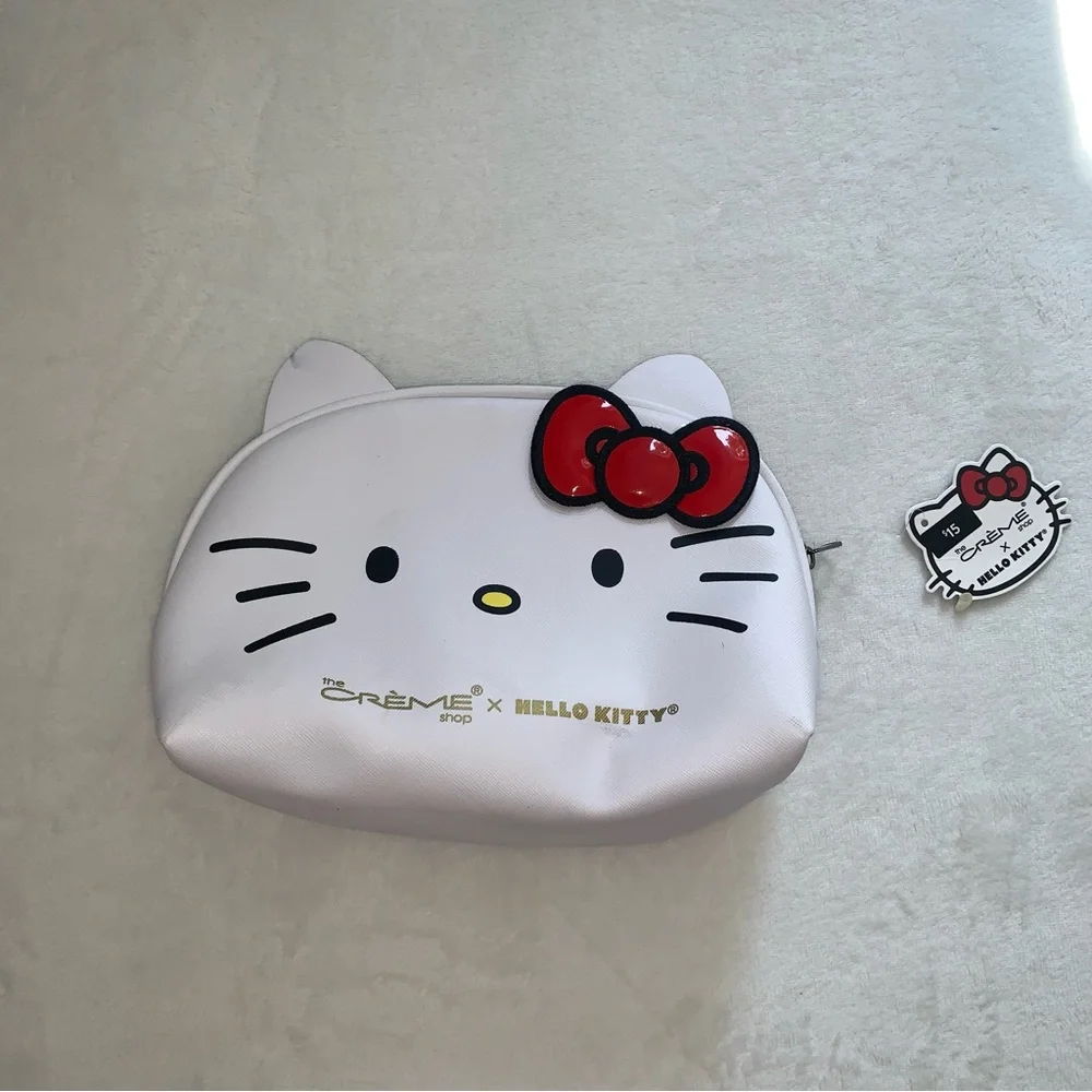 The crème x hello kitty‎ white cosmetic bag makeup bag new with tags